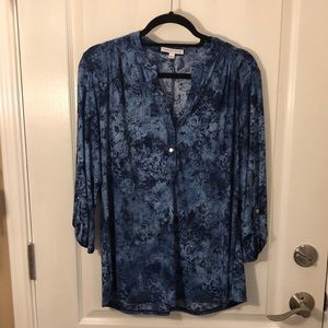 Notations size large shirt
